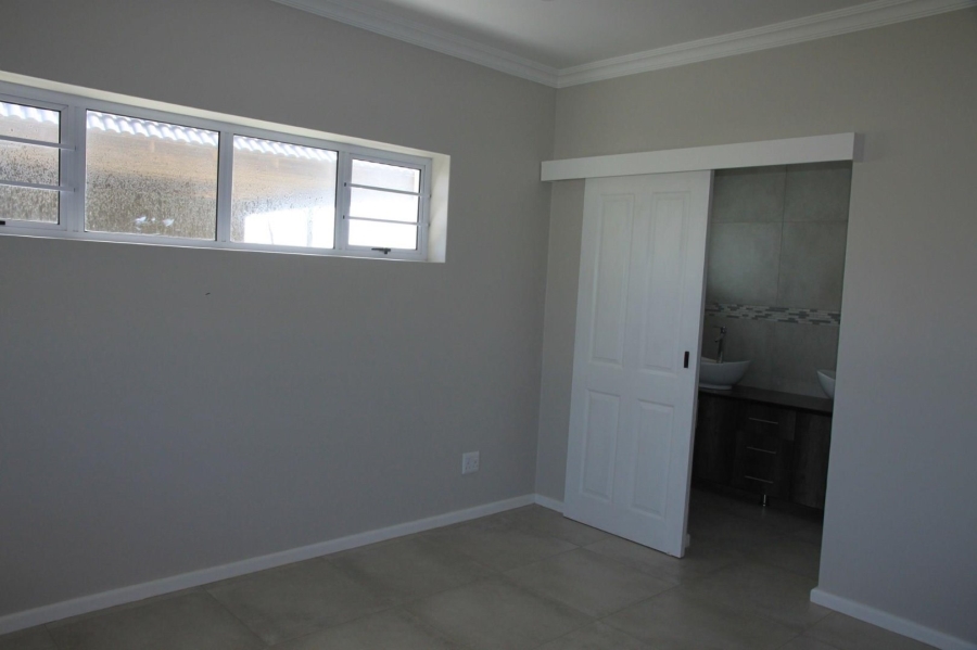 2 Bedroom Property for Sale in Kidds Beach Eastern Cape